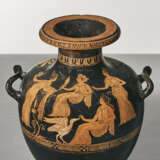 AN ATTIC RED-FIGURED HYDRIA - Foto 4