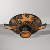 AN ATTIC RED-FIGURED KYLIX - photo 4