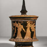 AN ATTIC RED-FIGURED PYXIS - photo 5