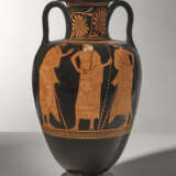 AN ATTIC RED-FIGURED NECK-AMPHORA - фото 2
