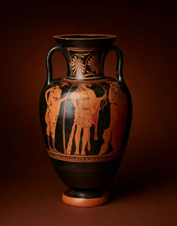 AN ATTIC RED-FIGURED NECK-AMPHORA - фото 6