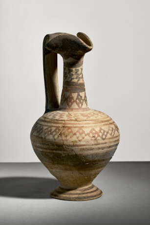 FOUR GREEK AND ETRUSCAN POTTERY VESSELS - фото 5