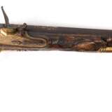 Steinschloßpistole, 18. Jh., nicht funktionstüchtig, Schloß defekt, starke Gebrauchspuren, L. 53 cm - Foto 1