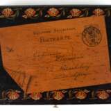 Schatulle für Briefe, Holz, bemalt, Deckel mit Darstellung einer Postkarte nach Müncheberg, Reichspost 1880, 4x19x13,5 cm - photo 1