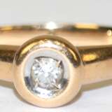 Ring, 585er GG, Christ, besetzt mit 1 Brillanten von 0,10 ct. (punziert), ges. 3,59 g, RG 52 - Foto 1