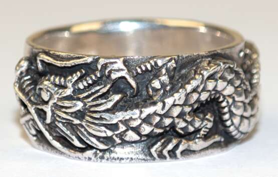 Herren-Ring mit umlaufendem Drachen-Relief, 925er Silber, 13,4 g, RG 68 - фото 1