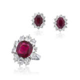RUBY AND DIAMOND EARRINGS AND RING - photo 1