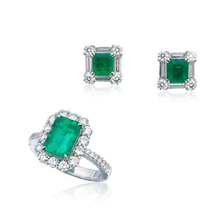 NO RESERVE - SET OF EMERALD AND DIAMOND EARRINGS AND RING - фото 1