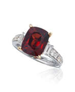 spinel. SPINEL AND DIAMOND RING