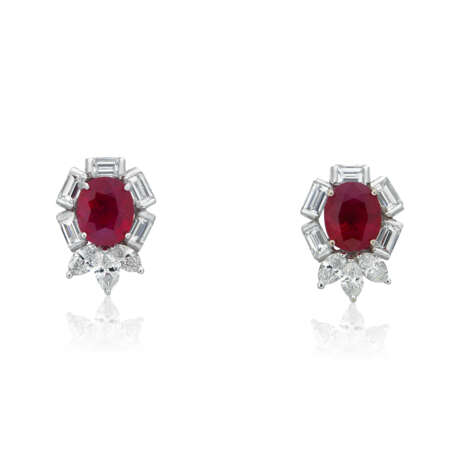NO RESERVE - SET OF RUBY AND DIAMOND RING AND EARRINGS - фото 4