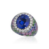 SET OF SAPPHIRE, COLOURED SAPPHIRE AND DIAMOND EARRINGS AND RING - фото 2