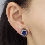 SET OF SAPPHIRE, COLOURED SAPPHIRE AND DIAMOND EARRINGS AND RING - photo 6