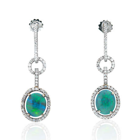 DAVID MORRIS OPAL AND DIAMOND NECKLACE AND EARRINGS - Foto 6