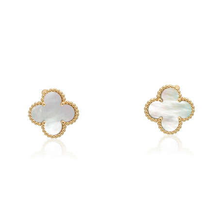 NO RESERVE - BOUCHERON DIAMOND 'SERPENT BOHÈME' EARRINGS; TOGETHER WITH VAN CLEEF & ARPELS MOTHER-OF-PEARL 'ALHAMBRA' EARRINGS - photo 4