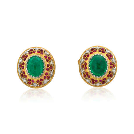 SET OF EMERALD, RUBY AND DIAMOND EARRINGS AND RING - Foto 4