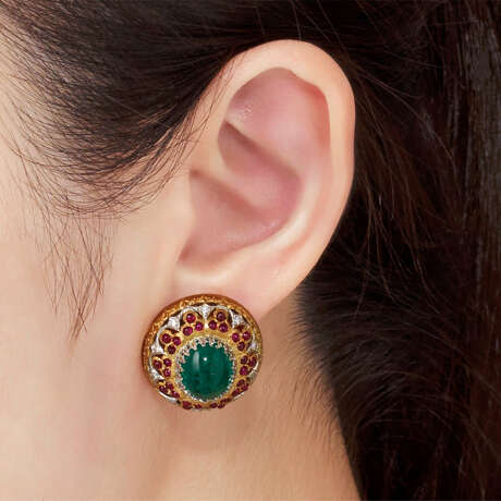 SET OF EMERALD, RUBY AND DIAMOND EARRINGS AND RING - photo 7