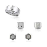 NO RESERVE - PIAGET DIAMOND CUFFLINKS; TOGETHER WITH SET OF DIAMOND RING AND CUFFLINKS - Foto 1