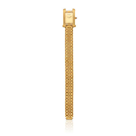 HERMÈS AND VACHERON CONSTANTIN GOLD WRISTWATCH; TOGETHER WITH A BOUCHERON DIAMOND AND GOLD WRISTWATCH - фото 2