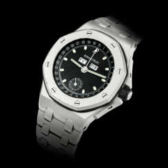 AUDEMARS PIGUET, LIMITED EDITION OF 97 PIECES AND MADE TO COMMEMORATE THE 1997 HANDOVER OF HONG KONG, TRIPLE CALENDAR ROYAL OAK OFFSHORE