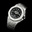 AUDEMARS PIGUET, LIMITED EDITION OF 97 PIECES AND MADE TO COMMEMORATE THE 1997 HANDOVER OF HONG KONG, TRIPLE CALENDAR ROYAL OAK OFFSHORE - Auktionsware