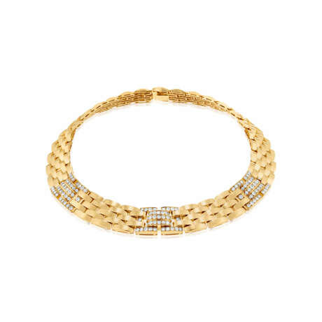 CARTIER DIAMOND AND GOLD 'MAILLON PANTHÈRE' NECKLACE - фото 1