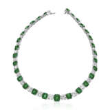 CARVIN FRENCH EMERALD AND DIAMOND NECKLACE - фото 4