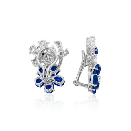 NO RESERVE | SAPPHIRE AND DIAMOND EARRINGS - photo 3