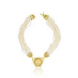 BULGARI CULTURED PEARL, MOTHER-OF-PEARL, DIAMOND AND COIN NECKLACE - Foto 2