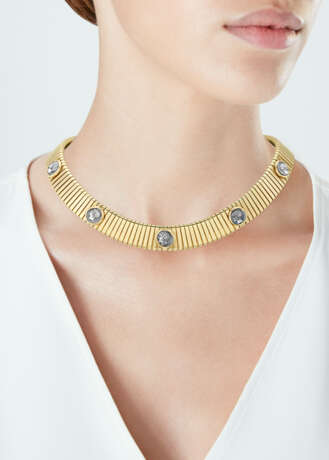 BULGARI COIN AND GOLD 'MONETE' TUBOGAS NECKLACE - photo 2