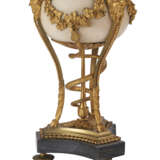 A PAIR OF LATE LOUIS XVI ORMOLU AND WHITE MARBLE CANDELABRA - фото 4