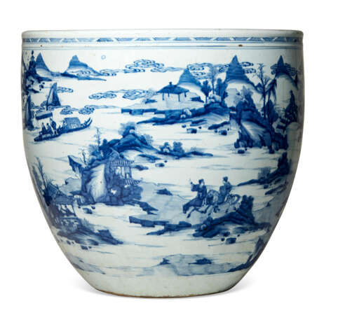 A LARGE CHINESE BLUE AND WHITE PORCELAIN JARDINI&#200;RE - photo 2
