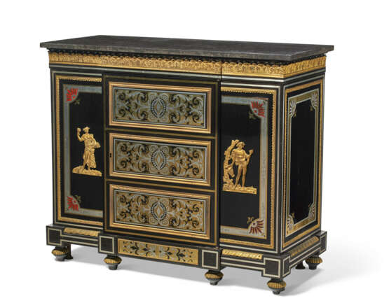 A PAIR OF LATE LOUIS XVI ORMOLU-MOUNTED EBONY, EBONIZED AND BOULLE MARQUETRY MEUBLES D`APPUI - фото 3