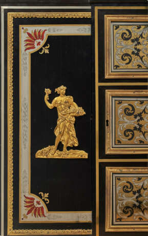 A PAIR OF LATE LOUIS XVI ORMOLU-MOUNTED EBONY, EBONIZED AND BOULLE MARQUETRY MEUBLES D`APPUI - Foto 6