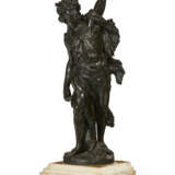 A PAIR OF BRONZE FIGURES OF BACCHUS AND A BACCHANTE - фото 3