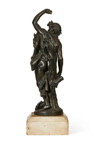 A PAIR OF BRONZE FIGURES OF BACCHUS AND A BACCHANTE - фото 5