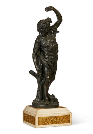 A PAIR OF BRONZE FIGURES OF BACCHUS AND A BACCHANTE - фото 7