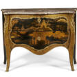 A FRENCH ORMOLU-MOUNTED BLACK AND GILT JAPANNED COMMODE - Auktionsarchiv