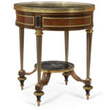 A LATE LOUIS XVI ORMOLU-MOUNTED AND BRASS-INLAID EBONY, VERRE EGLOMISE AND MAHOGANY GUERIDON - фото 3