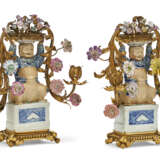 A PAIR OF LOUIS XV STYLE ORMOLU-MOUNTED CHINESE AND EUROPEAN PORCELAIN TWO-LIGHT CANDELABRA - photo 3