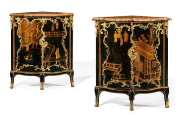 A PAIR OF LOUIS XV ORMOLU-MOUNTED CHINESE BLACK AND GILT LACQUER AND EBONIZED ENCOIGNURES
