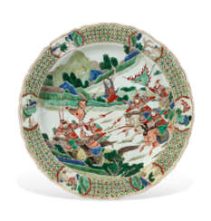 A CHINESE FAMILLE VERTE PORCELAIN SHAPED DISH