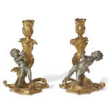 A PAIR OF LOUIS XV ORMOLU AND SILVERED-BRONZE CANDLESTICKS - photo 2