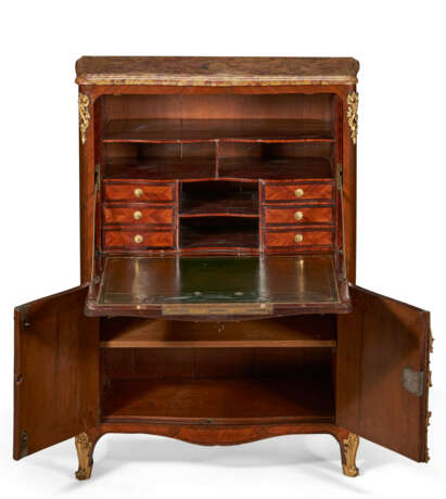 A LOUIS XV ORMOLU-MOUNTED KINGWOOD, TULIPWOOD, AND MARQUETRY SECRETAIRE A ABATTANT - Foto 3