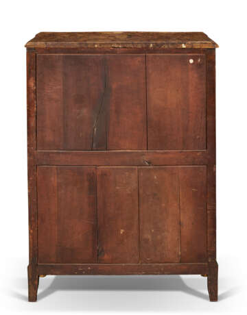A LOUIS XV ORMOLU-MOUNTED KINGWOOD, TULIPWOOD, AND MARQUETRY SECRETAIRE A ABATTANT - Foto 6