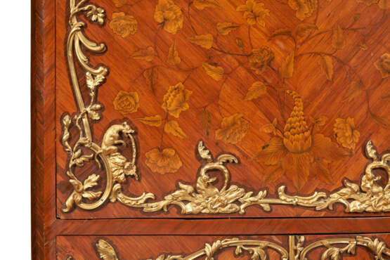 A LOUIS XV ORMOLU-MOUNTED KINGWOOD, TULIPWOOD, AND MARQUETRY SECRETAIRE A ABATTANT - photo 10