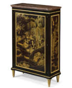 Kabinettschrank. A FRENCH ORMOLU-MOUNTED EBONY AND CHINESE LACQUER CABINET