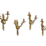 AN ASSEMBLED SET OF FOUR FRENCH ORMOLU TWO-BRANCH WALL LIGHTS - фото 3