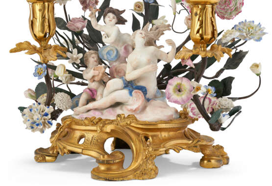 A PAIR OF LOUIS XV ORMOLU AND TOLE-MOUNTED FRENCH AND MEISSEN PORCELAIN THREE-BRANCH CANDELABRA - фото 9