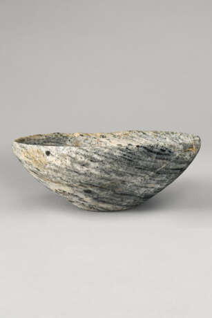 AN EGYPTIAN ANORTHOSITE GNEISS BOWL - photo 2