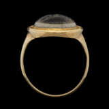 A ROMAN SARDONYX RINGSTONE WITH A HORSE - Foto 2